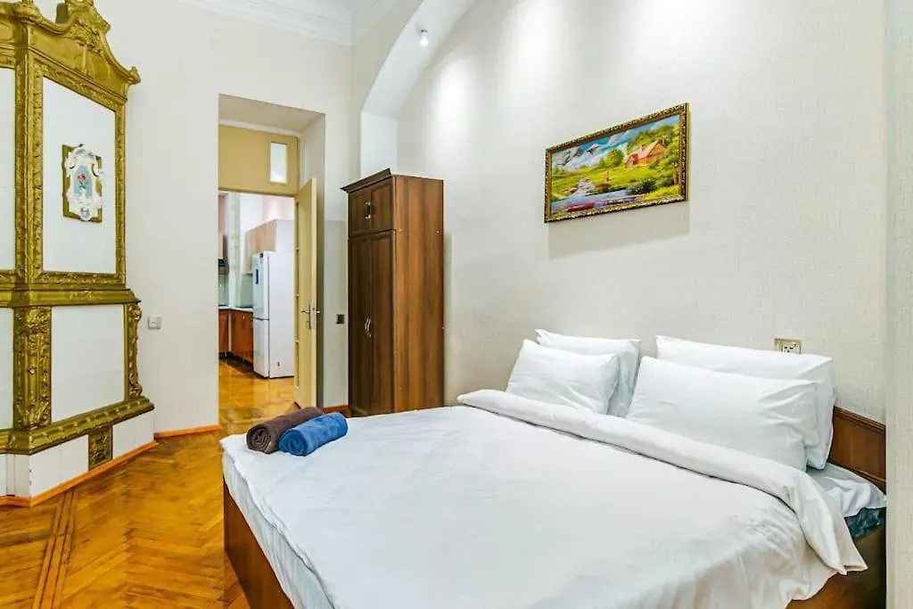 아파트 Fsincan House Centre 3 Room 바쿠