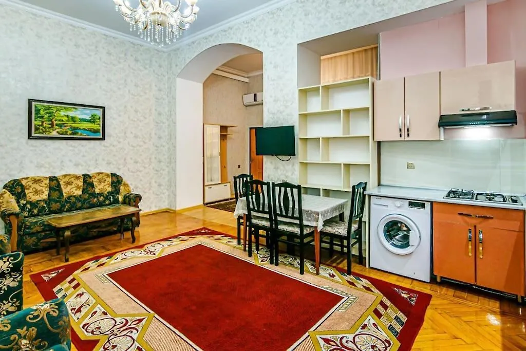 아파트 Fsincan House Centre 3 Room 바쿠 아제르바이잔