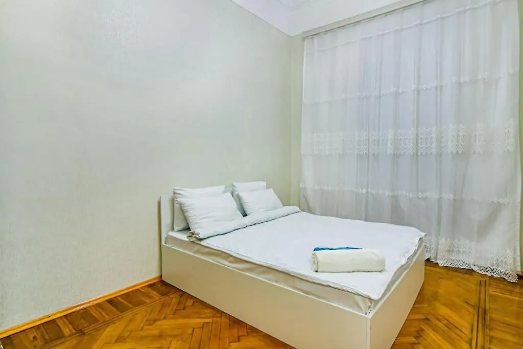 Fsincan House Centre 3 Room 바쿠 0*,